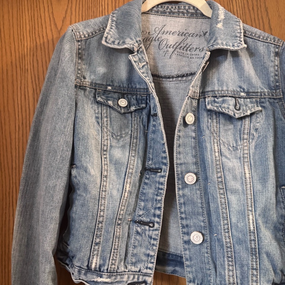 Vintage American Eagle Blue Denim Faded Jean Cropped Jacket
